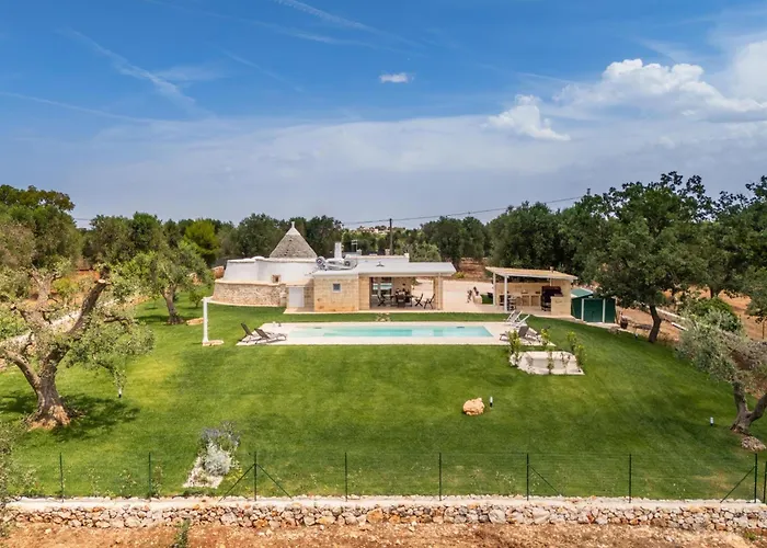 Panoramic Trullo Tramonto With Pool בית נופש *