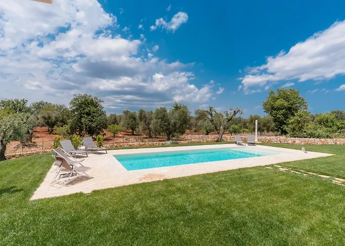 Tatil Evi Panoramic Trullo Tramonto With Pool San Michele Salentino