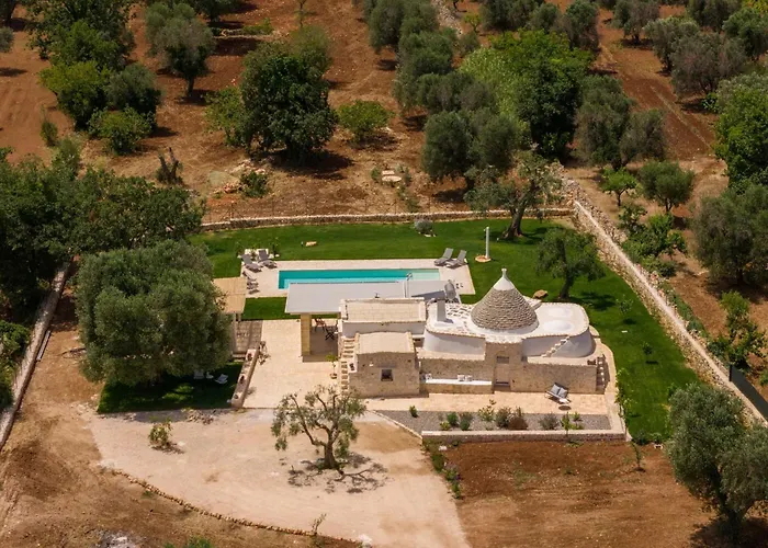 Panoramic Trullo Tramonto With Pool בית נופש *