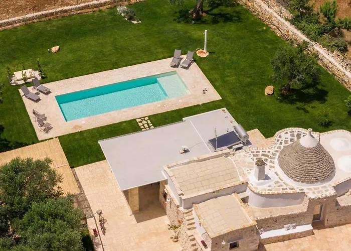 בית נופש Panoramic Trullo Tramonto With Pool